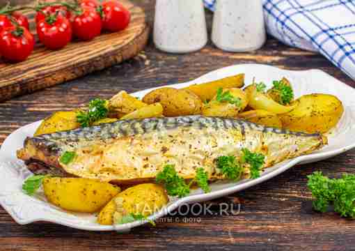 Скумбрия с картошкой в рукаве в духовке